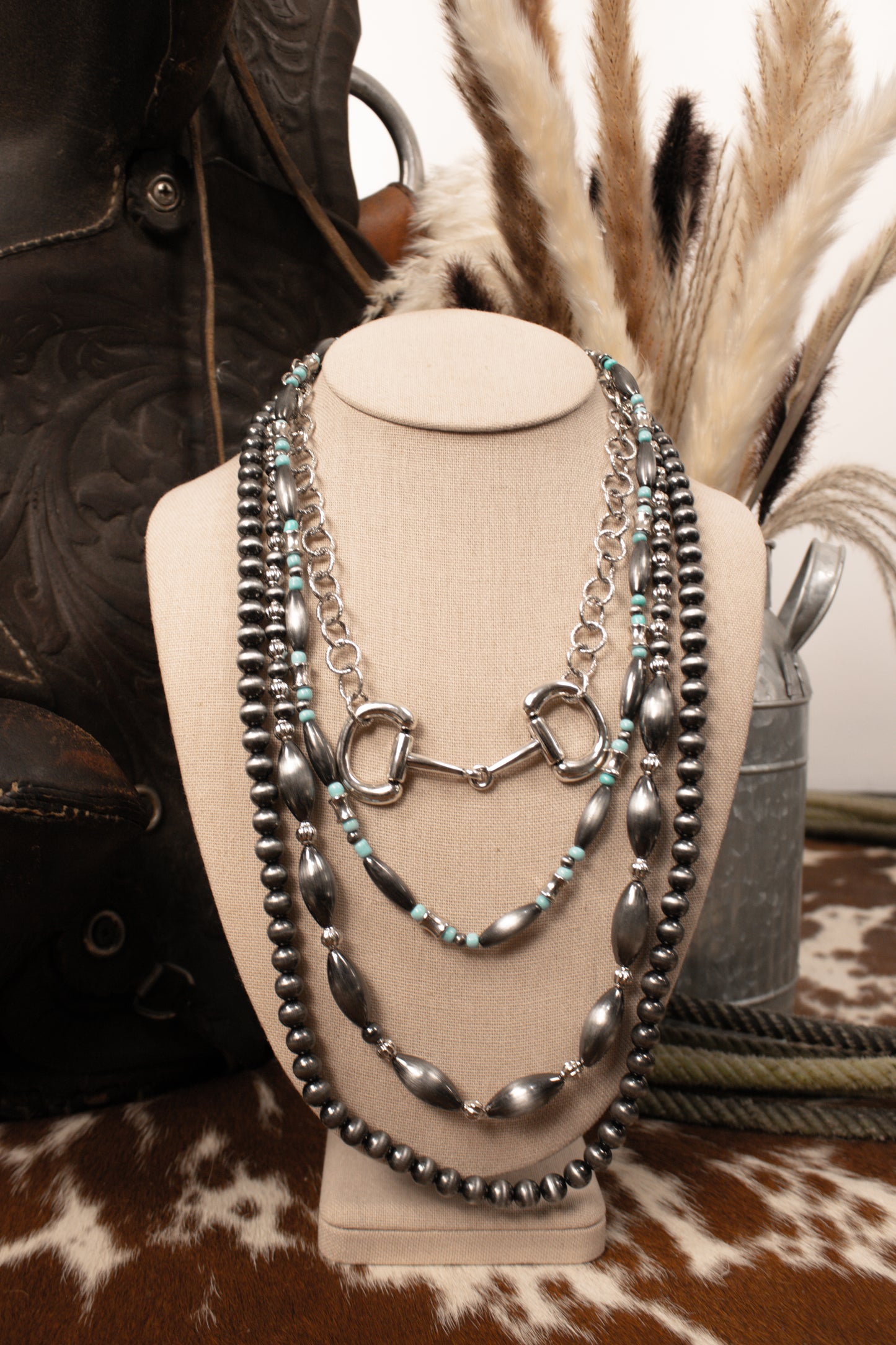 Snaffle Bit Pearl Stack