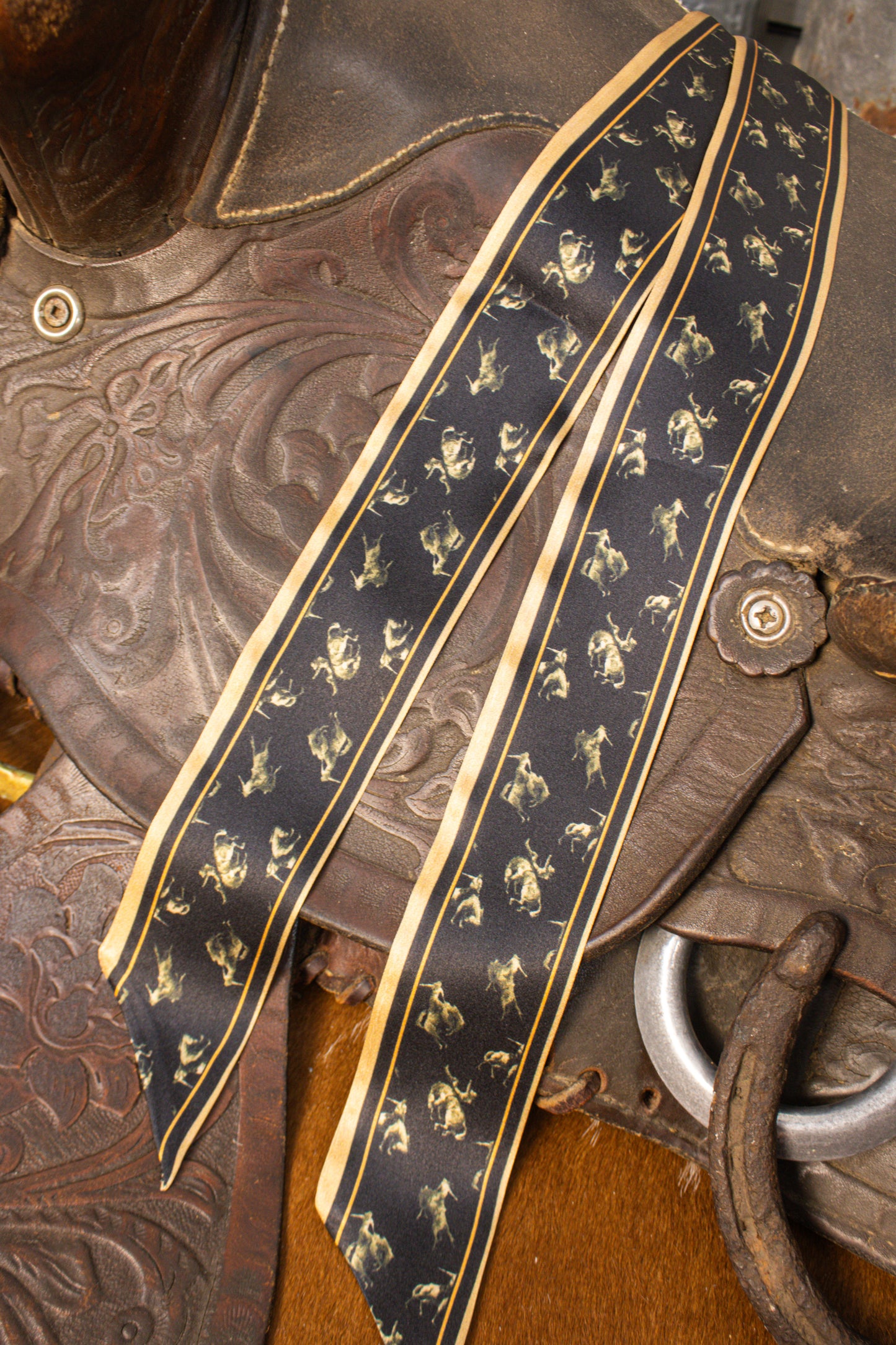 Black & Gold Broncs Twilly