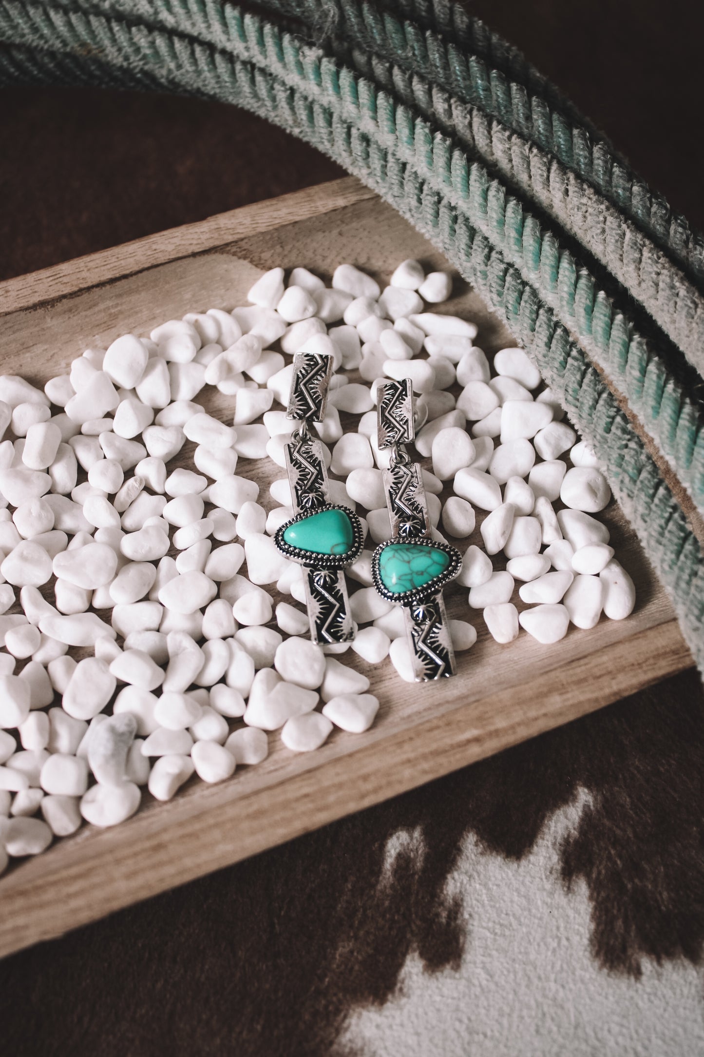 Faux Turquoise Bar Necklace