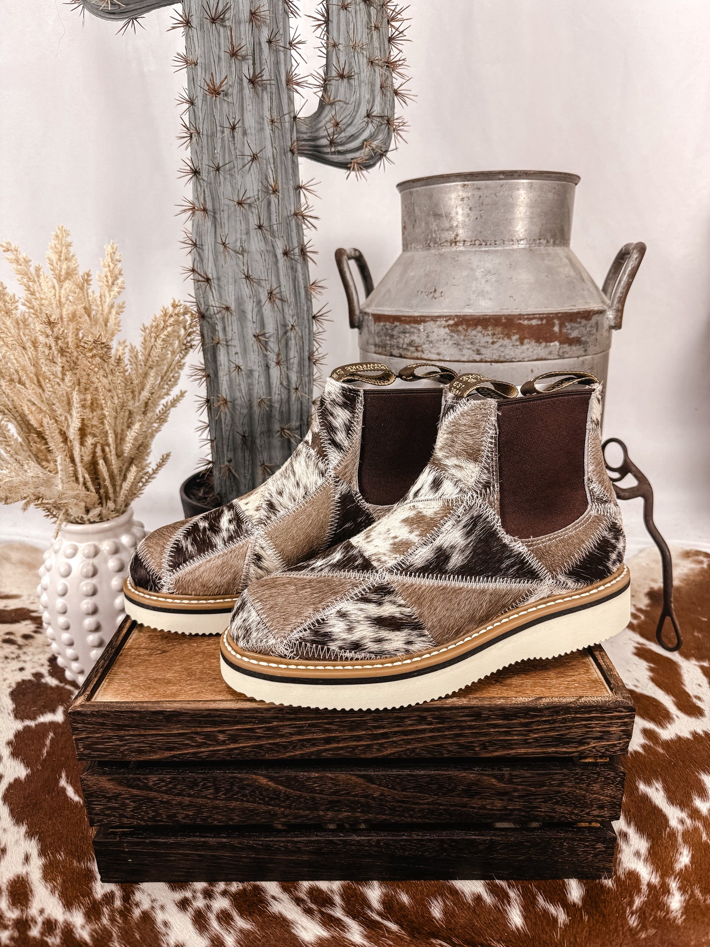 Irvine Cowpoke Boots Size 9