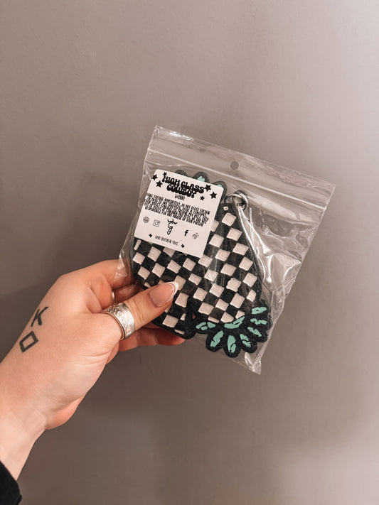 Checkered Spade Freshie
