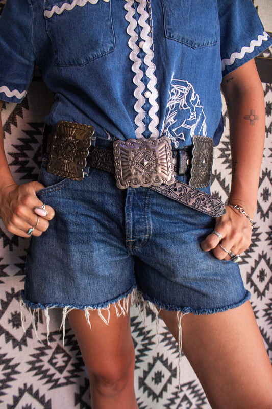 Black Tooled Silver Concho Belt