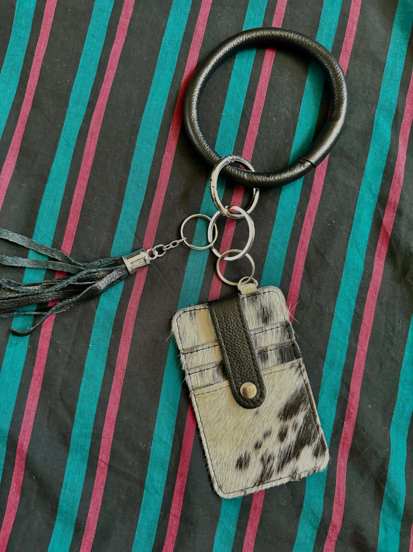 The Branded Roan - Cowhide Bangle On The Go Wallet