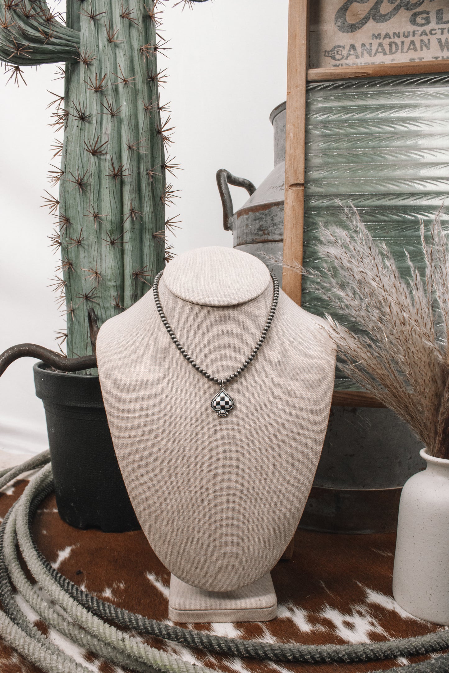 The Colter Necklace