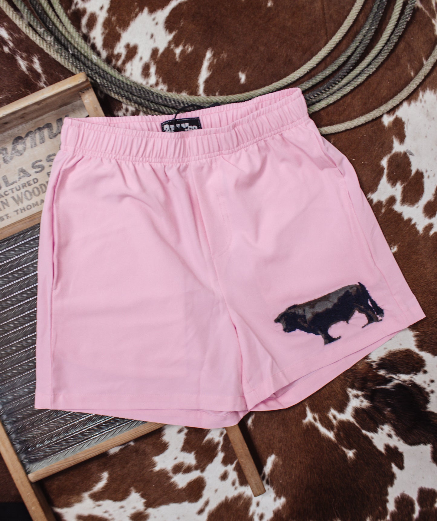 Cattle Club Shorts Angus