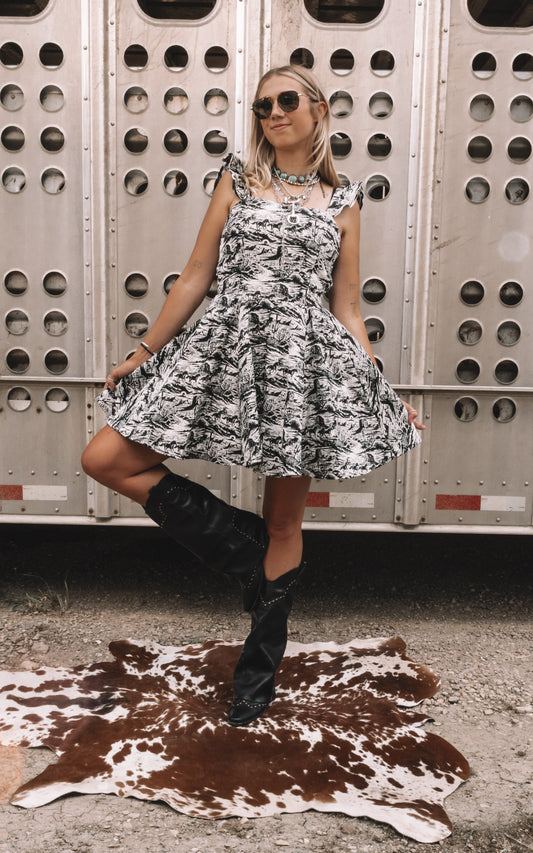 White Horse Jacquard Woven Ruffle Strap Flutter Horse Dress