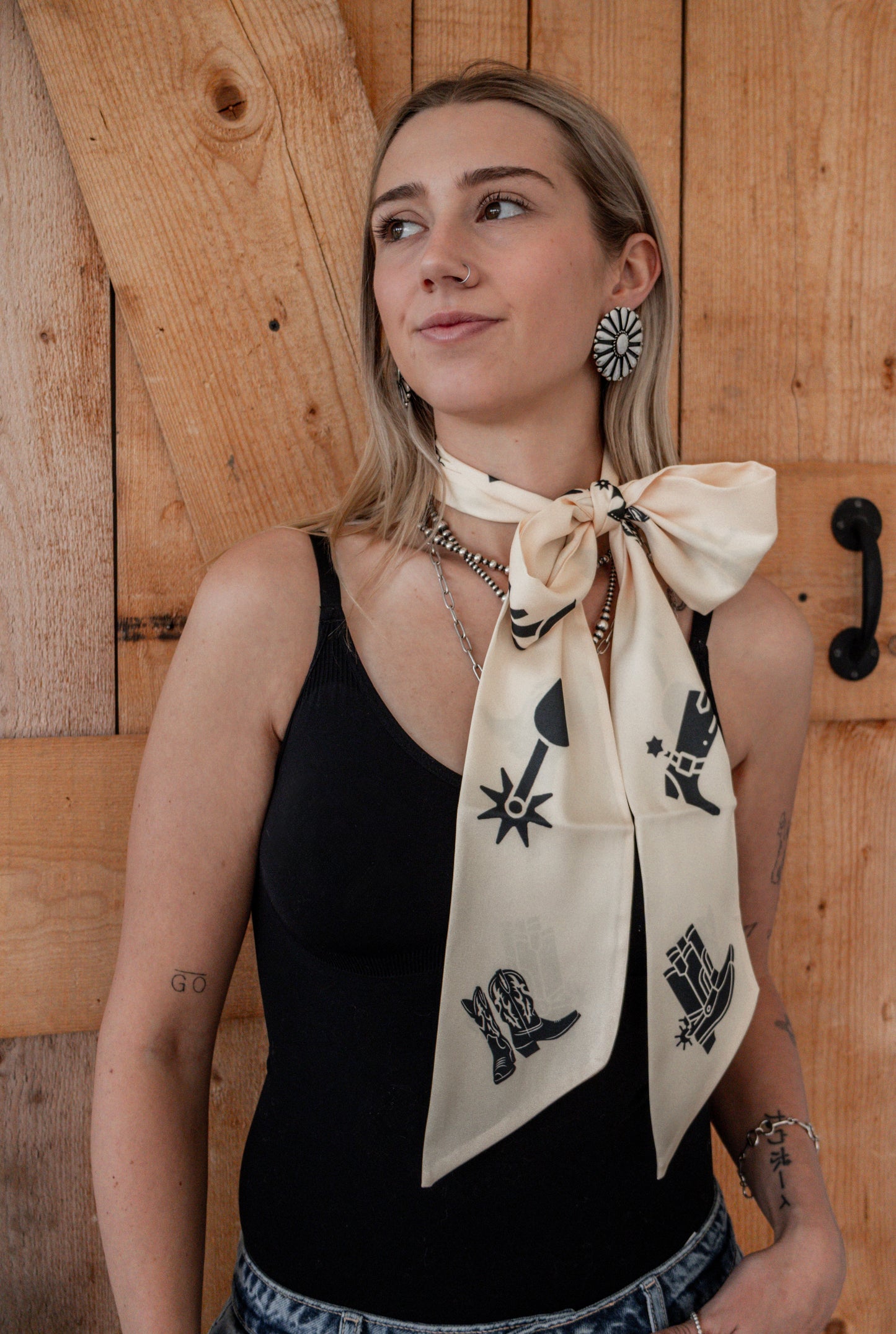 Boots Scarf