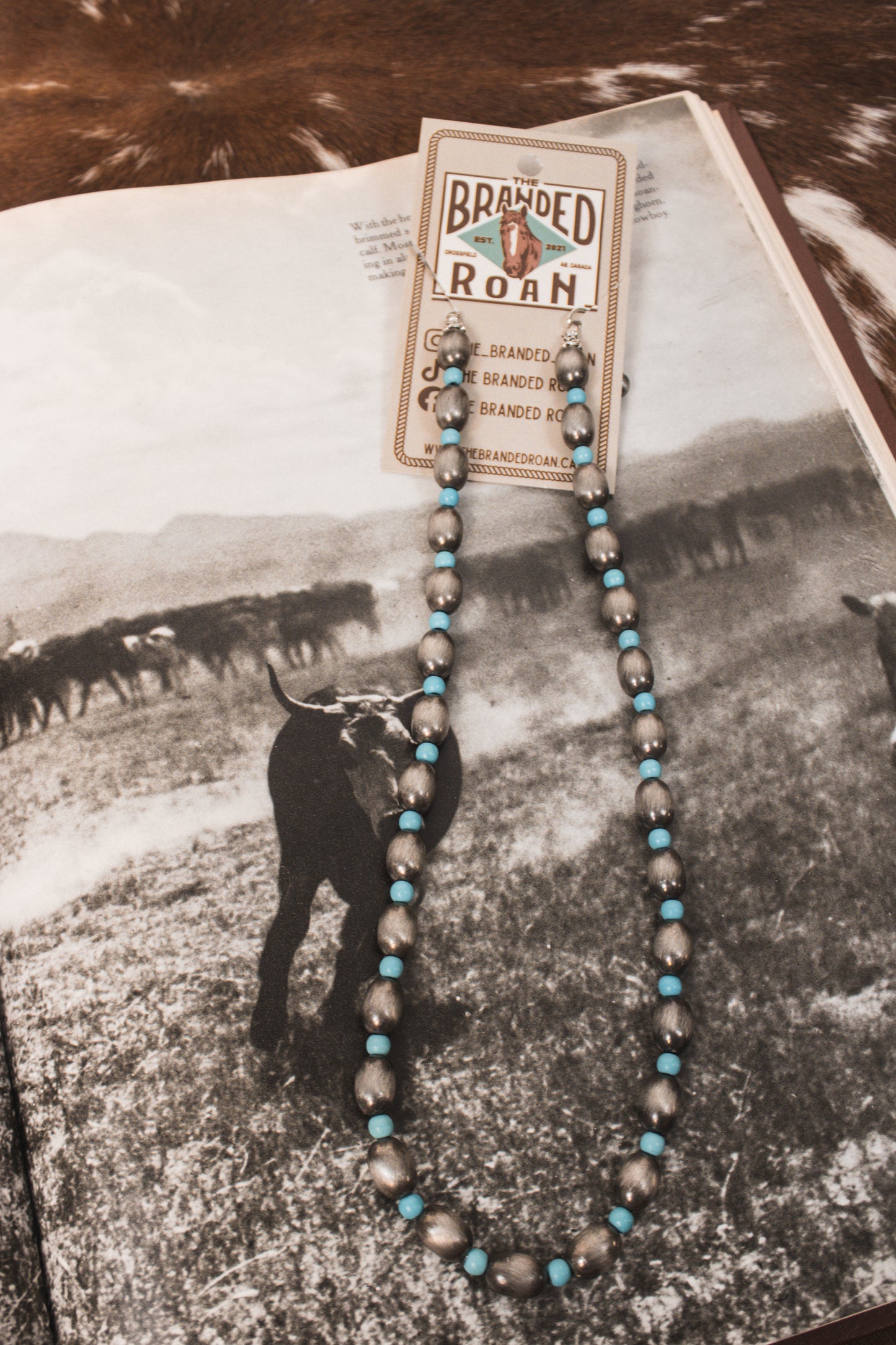 Oval Pearls & Turquoise Necklace