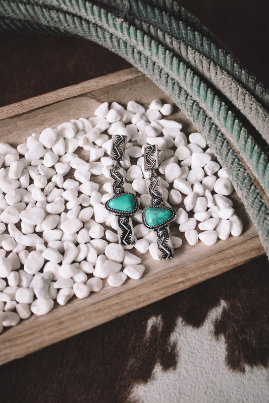 Faux Turquoise Bar Necklace